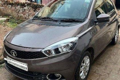 44 Used Tata Tiago
