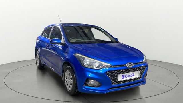 Second-hand 2018 Hyundai i20 1.2 Spotz for sale in Kolkata