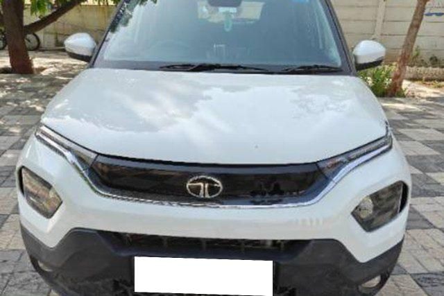 Tata Punch Accomplished Plus AMT Second-hand 2024 Tata Punch Accomplished Plus AMT for sale in Bhavnagar