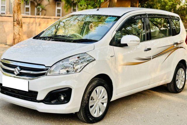 Maruti Suzuki Ertiga VXI CNG Second-hand 2017 Maruti Suzuki Ertiga VXI CNG for sale in New Delhi