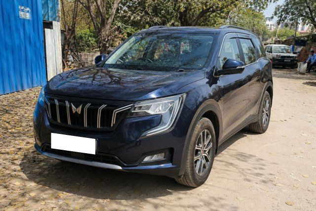 Second-hand 2022 Mahindra XUV700 AX5 7 Str BSVI for sale in New Delhi