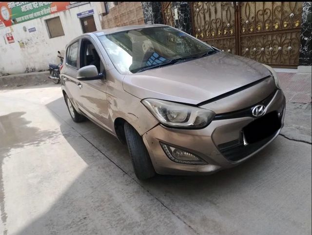 Second-hand 2013 Hyundai i20 Asta 1.2 for sale in Gurgaon