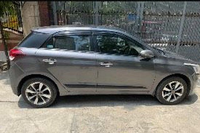 Second-hand 2015 Hyundai i20 Sportz 1.2 for sale in New Delhi