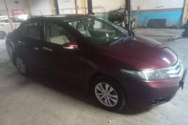 Honda City V MT Second-hand 2012 Honda City V MT for sale in New Delhi