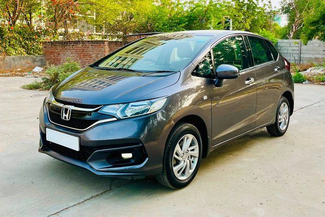 Second-hand 2022 Honda Jazz V for sale in Ahmedabad
