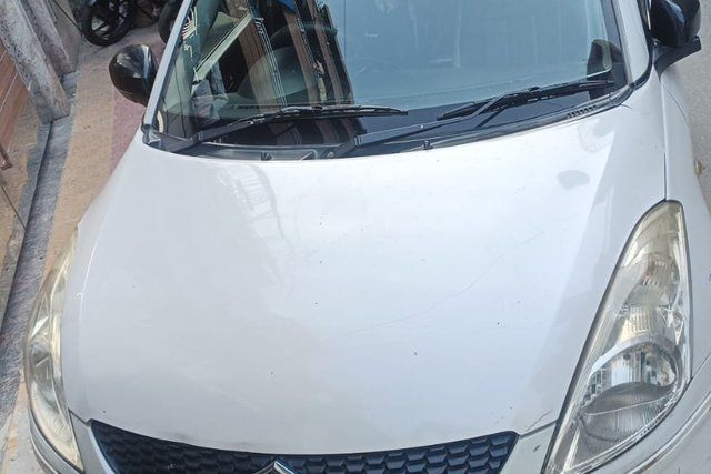 Second-hand 2012 Maruti Suzuki Swift LXI for sale in Ghaziabad
