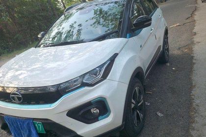 Tata Nexon EV XZ Plus LUX