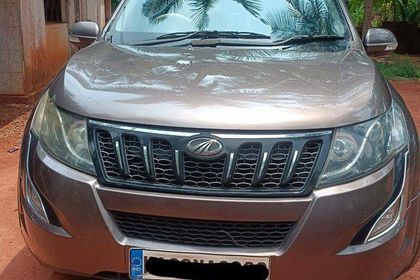 8 Used Mahindra XUV500