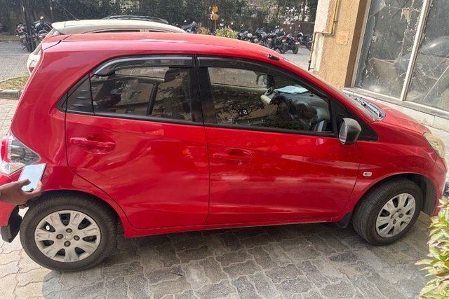 Honda Brio S MT Second-hand 2013 Honda Brio S MT for sale in Hyderabad