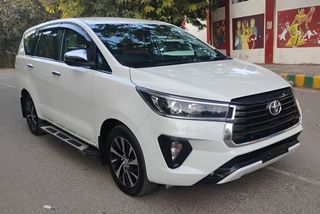 Used Toyota Innova Crysta 2.4 ZX 7 STR AT