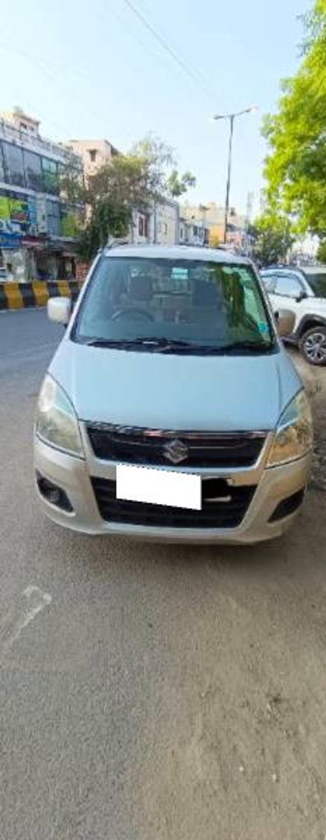 Second-hand 2017 Maruti Suzuki Wagon R AMT VXI for sale in New Delhi