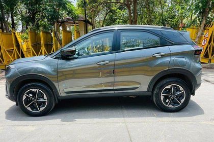 Tata Nexon EV Empowered Plus LR