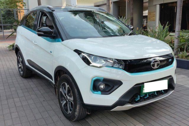 Second-hand 2022 Tata Nexon EV XZ Plus LUX for sale in Bangalore