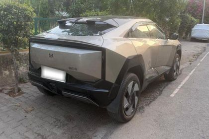 Mahindra BE 6 Pack Two 79kwh 11.2kw Charger