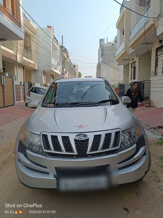 Second-hand 2014 Mahindra XUV500 W8 2WD for sale in Jaipur