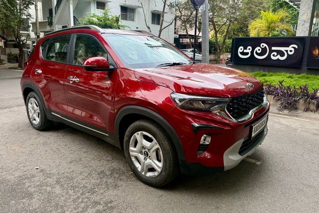 Second-hand 2020 Kia Sonet HTX Diesel BSVI for sale in Bangalore