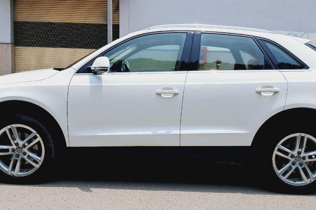 Audi Q3 30 TFSI Premium FWD Second-hand 2019 Audi Q3 30 TFSI Premium FWD for sale in New Delhi