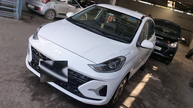 Second-hand 2023 Hyundai Grand i10 Nios Sportz CNG for sale in Meerut