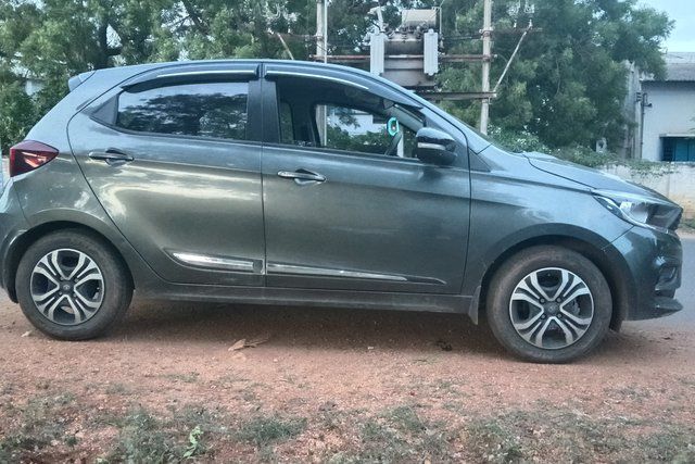 Second-hand 2024 Tata Tiago XT for sale in Madurai