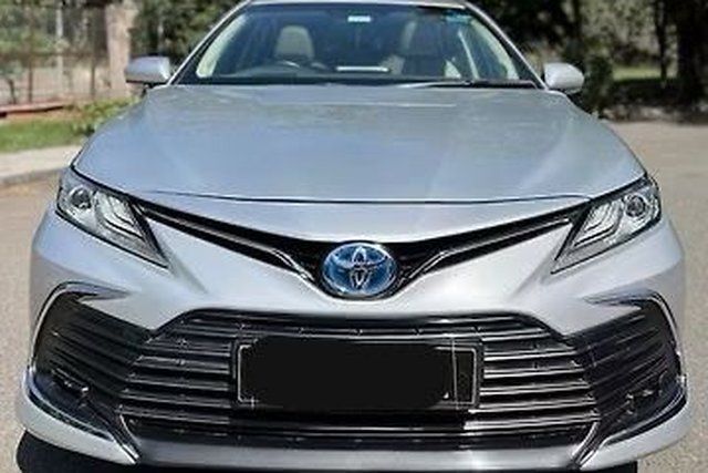 Toyota Camry Hybrid 2.5 Second-hand 2022 Toyota Camry Hybrid 2.5 for sale in New Delhi