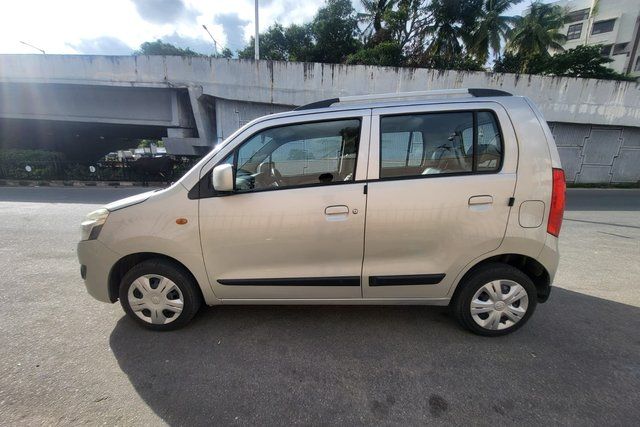 Maruti Suzuki Wagon R AMT VXI Option Second-hand 2017 Maruti Suzuki Wagon R AMT VXI Option for sale in Bangalore