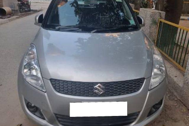 Second-hand 2013 Maruti Suzuki Swift VXI for sale in Gurgaon