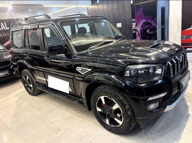 Mahindra Scorpio S 11 Second-hand 2023 Mahindra Scorpio S 11 for sale in Lucknow