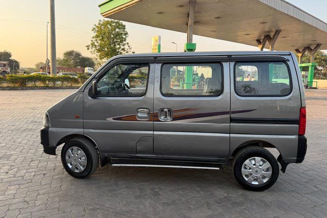 Maruti Suzuki Eeco 5 Seater AC 2020-2022 Second-hand 2021 Maruti Suzuki Eeco 5 Seater AC 2020-2022 for sale in Nashik