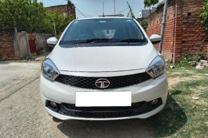 1 Used Tata Tiago