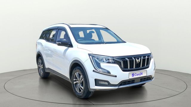 Mahindra XUV700 AX5 BSVI Second-hand 2022 Mahindra XUV700 AX5 BSVI for sale in Rajkot