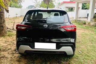 Used Nissan Magnite Kuro MT