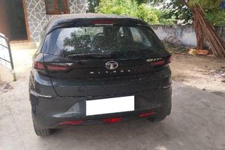 Used Tata Altroz XZ BSVI