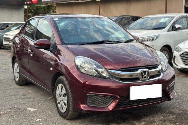 Honda Amaze S i-VTEC Second-hand 2017 Honda Amaze S i-VTEC for sale in Ahmedabad