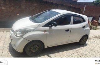 4 Used Hyundai EON in Bareilly