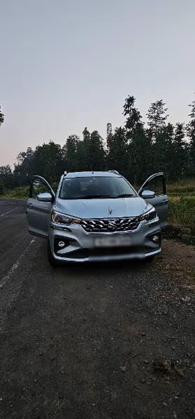 Maruti Suzuki Ertiga ZXI CNG 2022-2023 Second-hand 2022 Maruti Suzuki Ertiga ZXI CNG 2022-2023 for sale in Surat