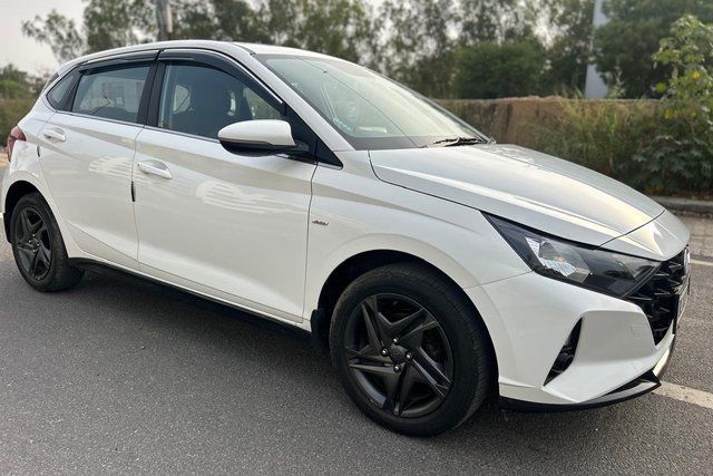 Hyundai i20 Sportz Second-hand 2023 Hyundai i20 Sportz for sale in New Delhi