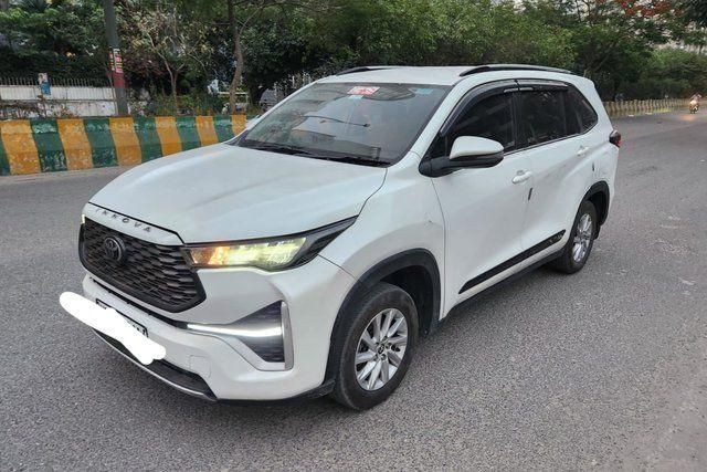 Toyota Innova Hycross G 7STR Second-hand 2023 Toyota Innova Hycross G 7STR for sale in New Delhi