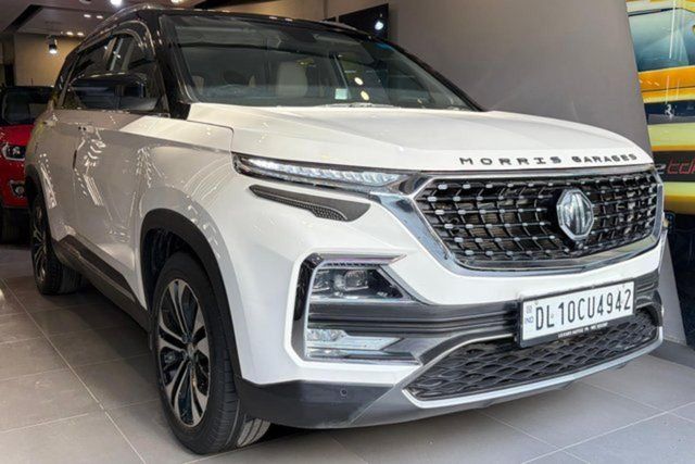 Second-hand 2022 MG Hector Sharp CVT for sale in New Delhi