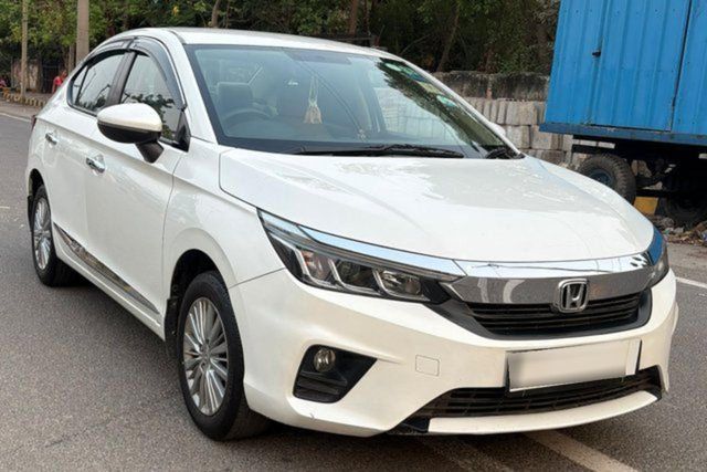 Second-hand 2021 Honda City V CVT for sale in New Delhi