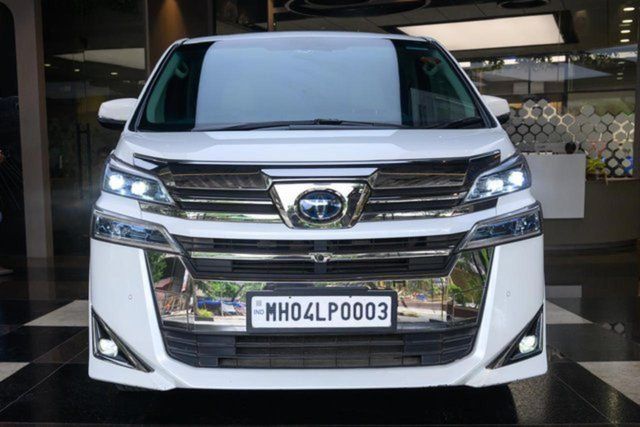 Toyota Vellfire Executive Lounge Second-hand 2023 Toyota Vellfire Executive Lounge for sale in Mumbai