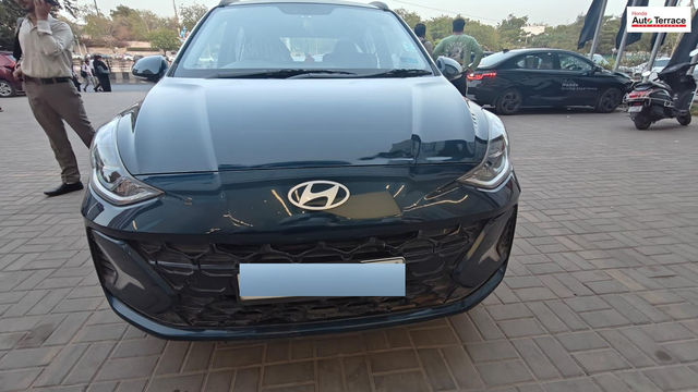 Hyundai Grand i10 Nios Sportz Second-hand 2023 Hyundai Grand i10 Nios Sportz for sale in Ahmedabad