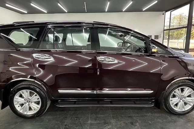 Toyota Innova 2.5 G (Diesel) 7 Seater BS IV Second-hand 2016 Toyota Innova 2.5 G (Diesel) 7 Seater BS IV for sale in Nashik