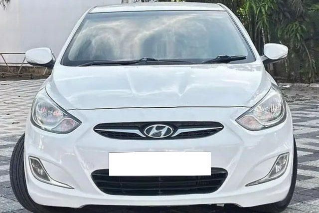 Hyundai Verna 1.6 CRDI Second-hand 2014 Hyundai Verna 1.6 CRDI for sale in Nashik