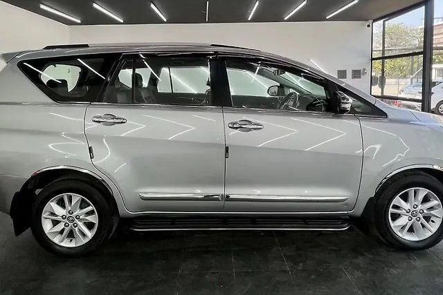 Second-hand 2018 Toyota Innova Crysta 2.4 G MT BSIV for sale in Nashik