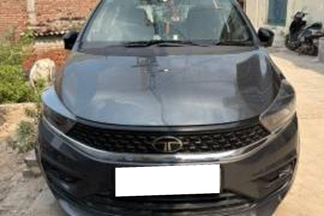 Second-hand 2024 Tata Tiago XM for sale in New Delhi