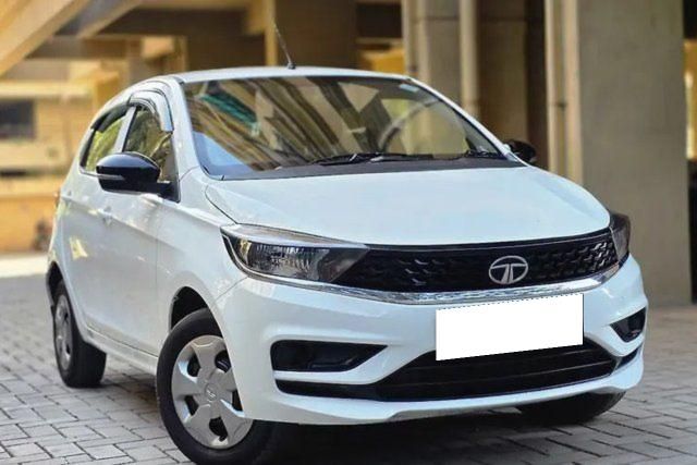 Second-hand 2022 Tata Tiago XT CNG BSVI for sale in Nashik