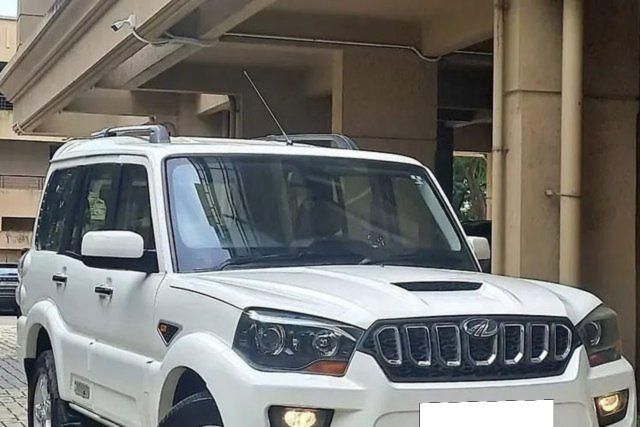 Mahindra Scorpio 1.99 S10 Second-hand 2014 Mahindra Scorpio 1.99 S10 for sale in Nashik