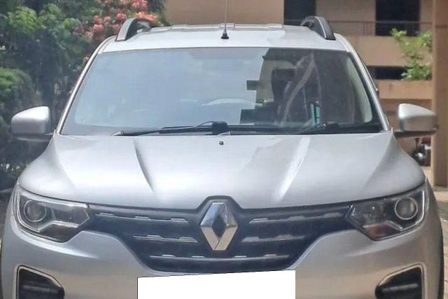 Second-hand 2020 Renault Triber RXZ BSIV for sale in Nashik