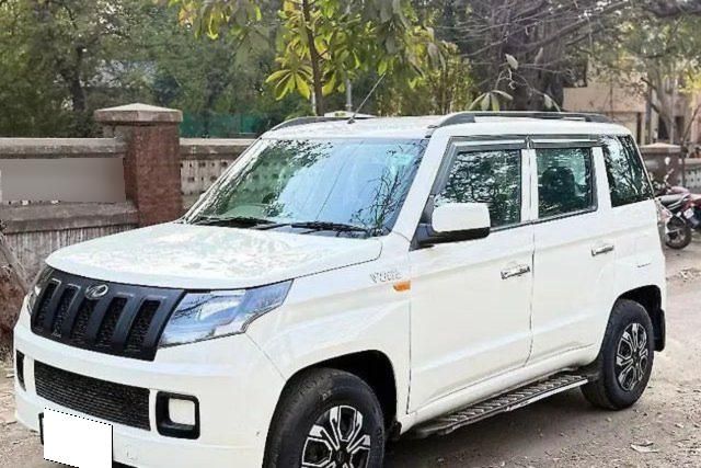 Second-hand 2019 Mahindra TUV 300 T8 BSIV for sale in Nashik