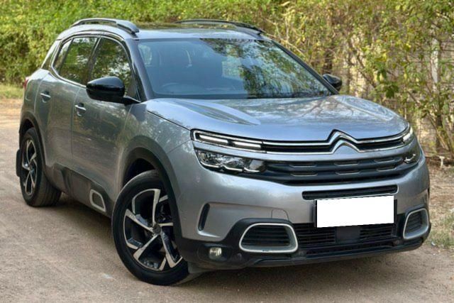 Citroen C5 Aircross Shine Second-hand 2021 Citroen C5 Aircross Shine for sale in Ahmedabad
